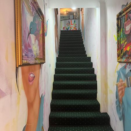 All Eyes Hostel Каменец-Подольский Экстерьер фото